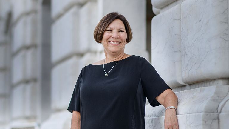 julie-beth-teicher-inducted-as-board-of-directors-chairperson-by-jewish-family-service-of-metropolitan-detroit
