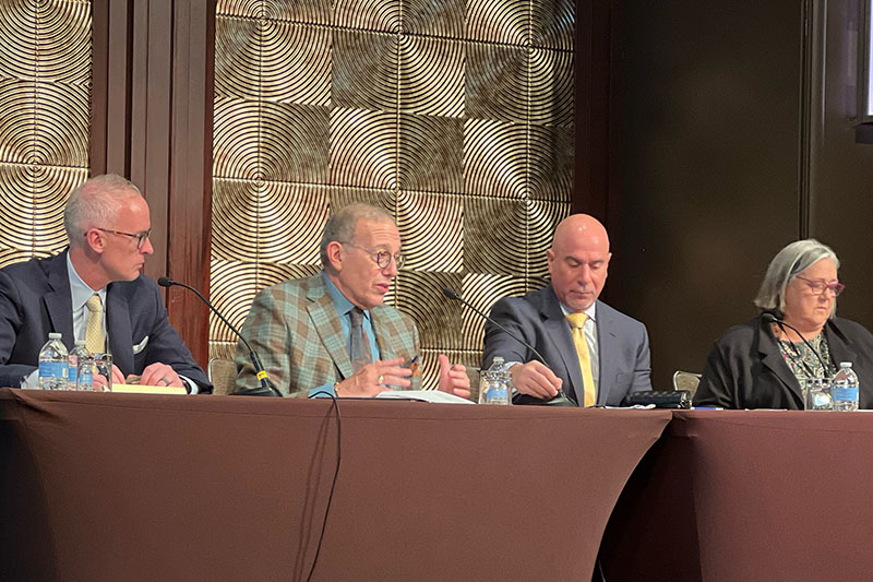harvey-heller-addresses-defense-research-institute-members-on-law-firm-succession-planning
