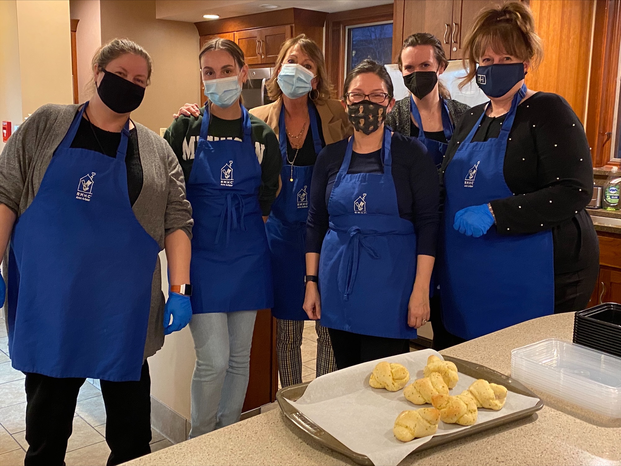 maddin-hausers-see-committee-volunteered-at-ronald-mcdonald-house-of-ann-arbor