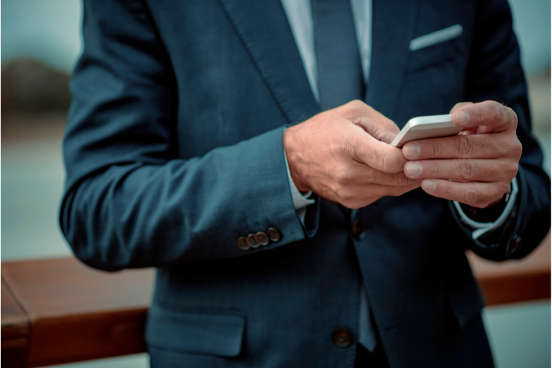 whats-the-emoji-for-liability-the-dangers-of-using-text-messages-for-business-communications